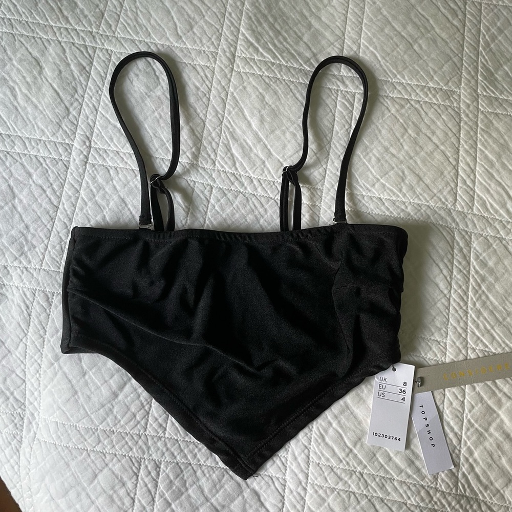 Black bandana style crop top